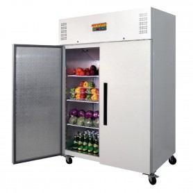 Réfrigérateur double porte Blanc. capacité : 1200 litres.